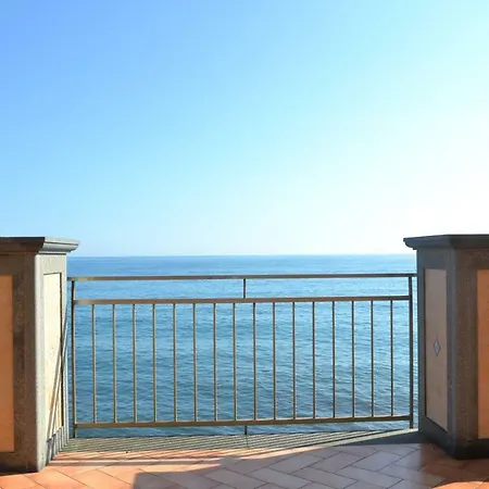 Torremare 公寓 Torre Archirafi